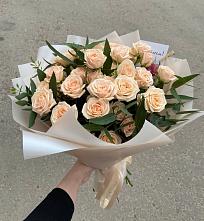 Букет Кремовые розы Латте в Майма