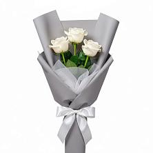 Букет 3 белые розы в Майма