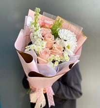 Букет цветов из:  Хризантемы и Розы в Майма