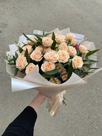 Букет Кремовые розы Латте в Майма